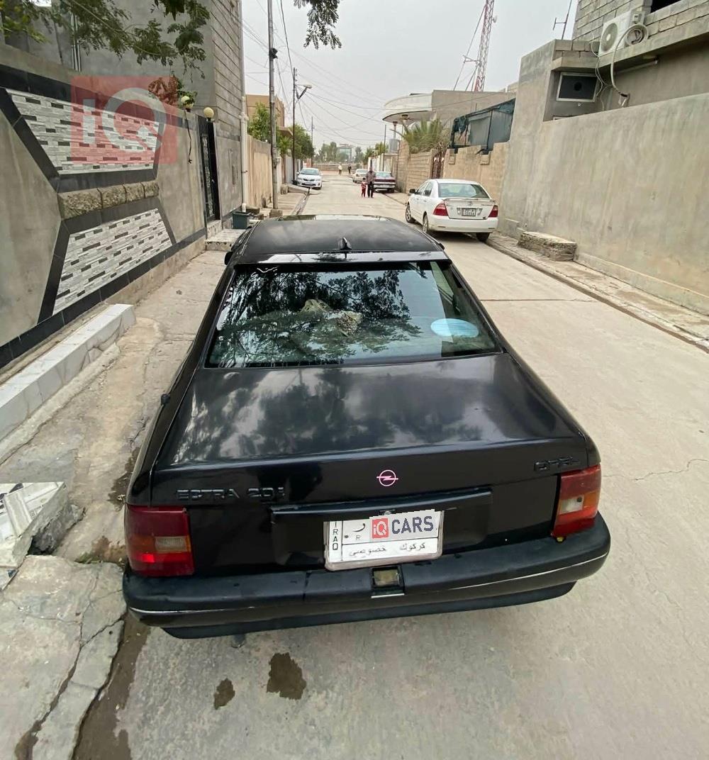 اوبل فيكترا